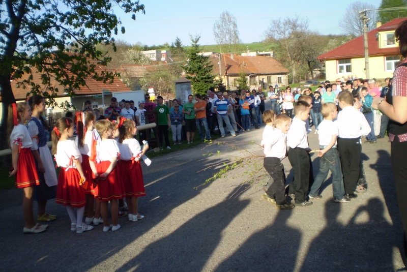 História kultúrnych podujatí / Stavanie mája 2012