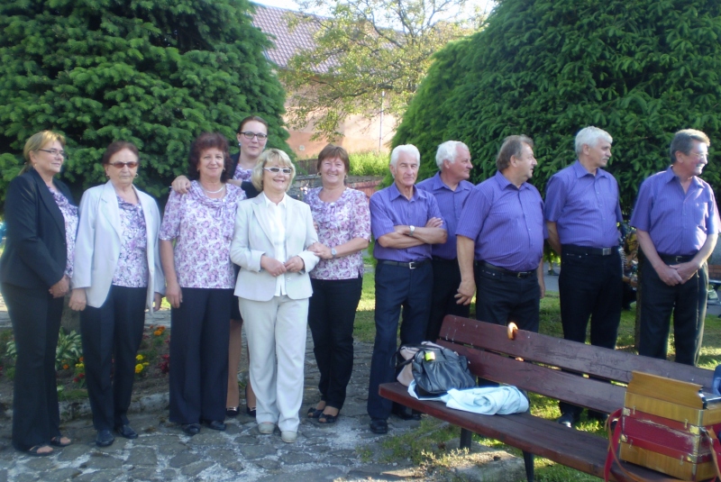 Drevená socha gajdoša a reliéfne sochy - Odhalenie 10.6.2016