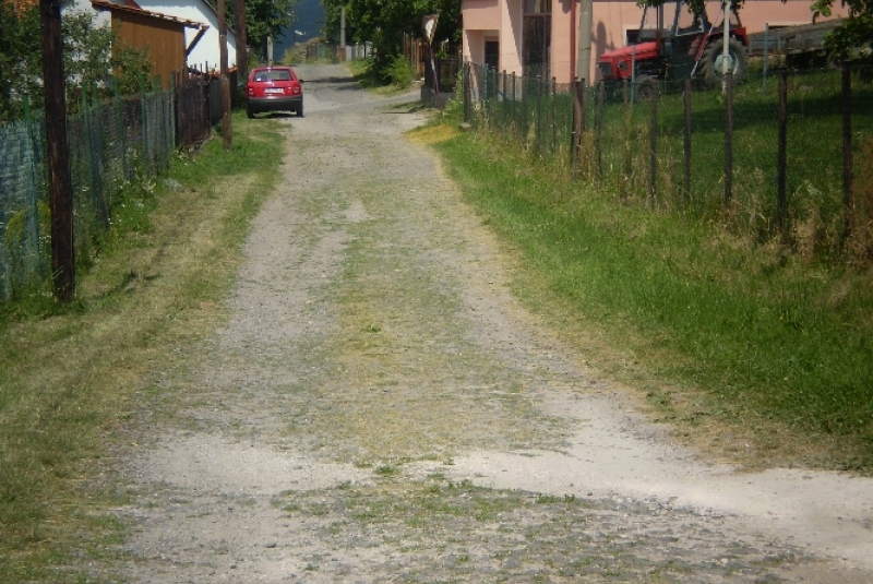 Rekonštr. miest. komunikácií - u Garajov