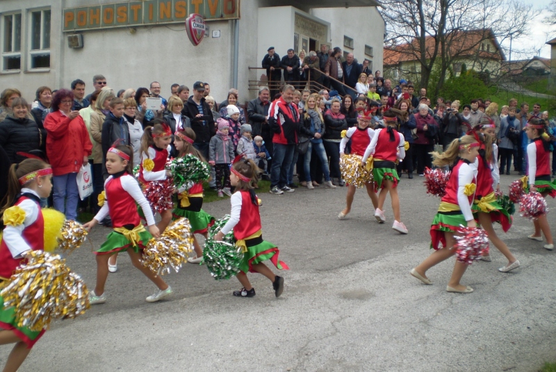 Stavanie mája 2017