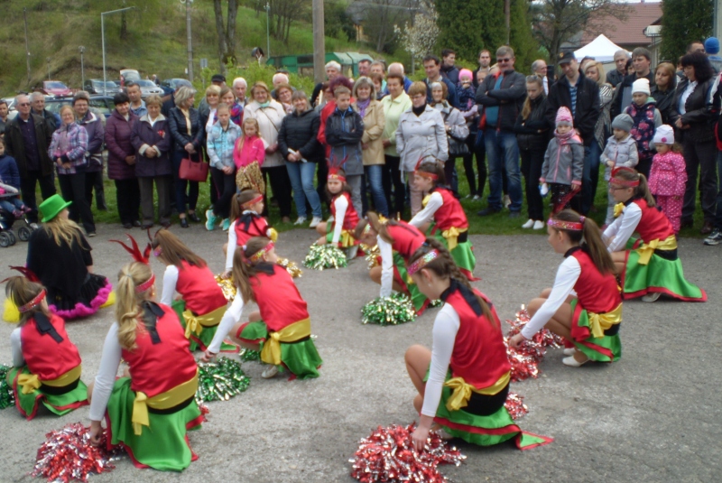 Stavanie mája 2017