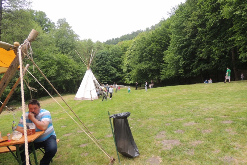 Turistická prechádzka do Jaďovej - súťaž vo varení halušiek