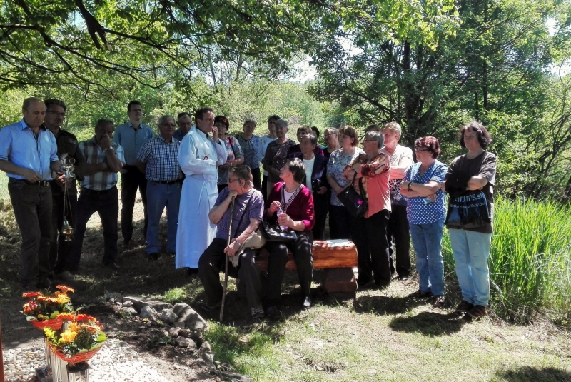 Vysvätenie kríža v Burových jarkoch 28.05.2017