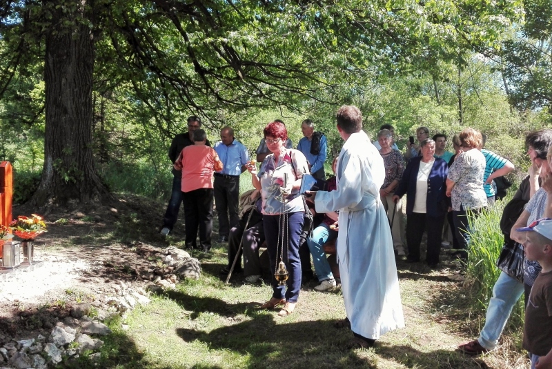 Vysvätenie kríža v Burových jarkoch 28.05.2017